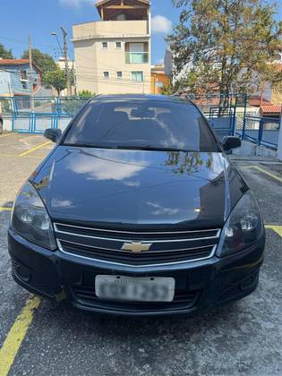 CHEVROLET VECTRA 2.0 MPFI GT HATCH 8V FLEX 4P MANUAL